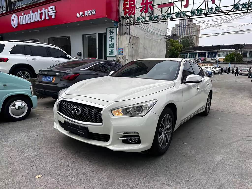 Infiniti Q50L