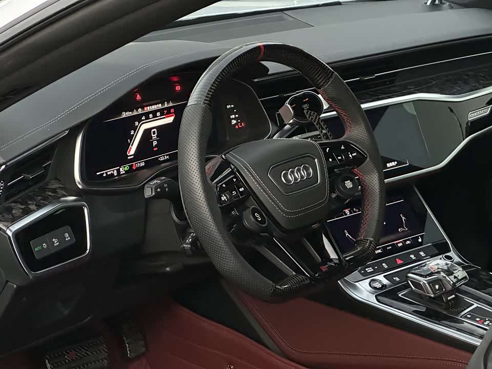 Audi A7L