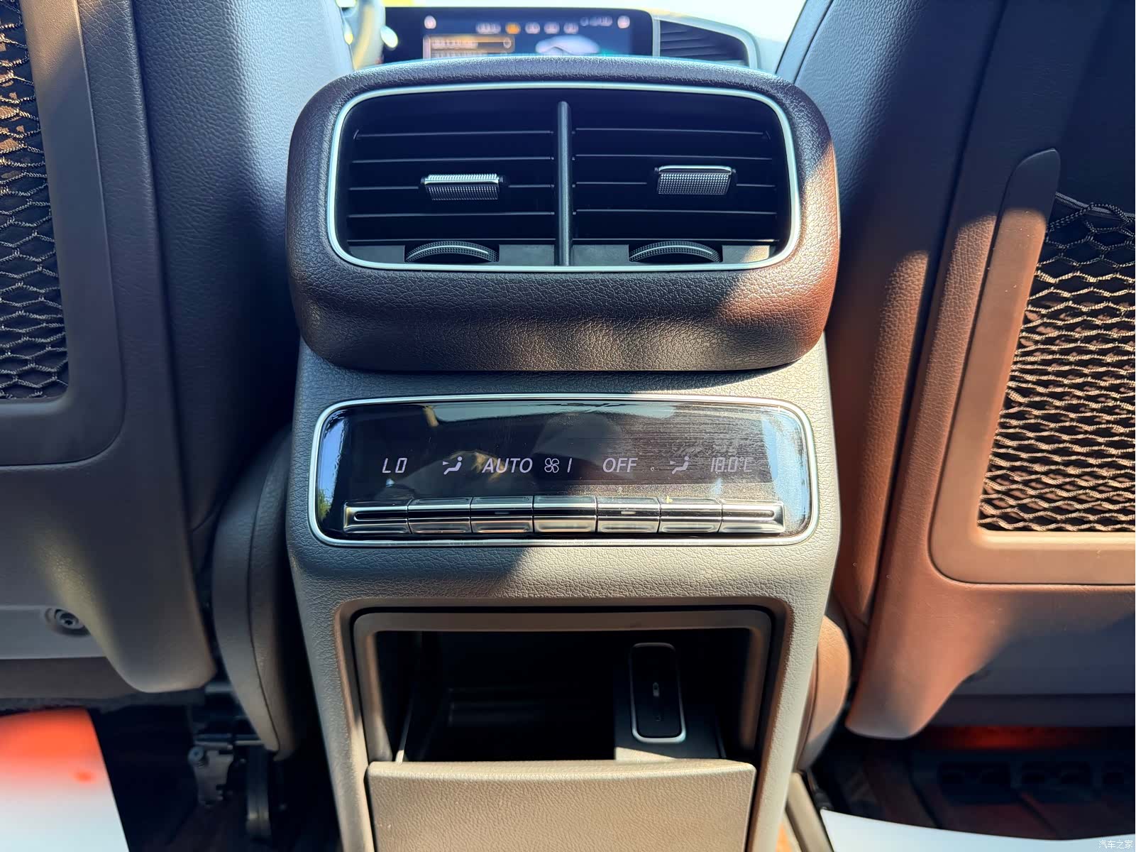 Mercedes-Benz GLE, 2019 15