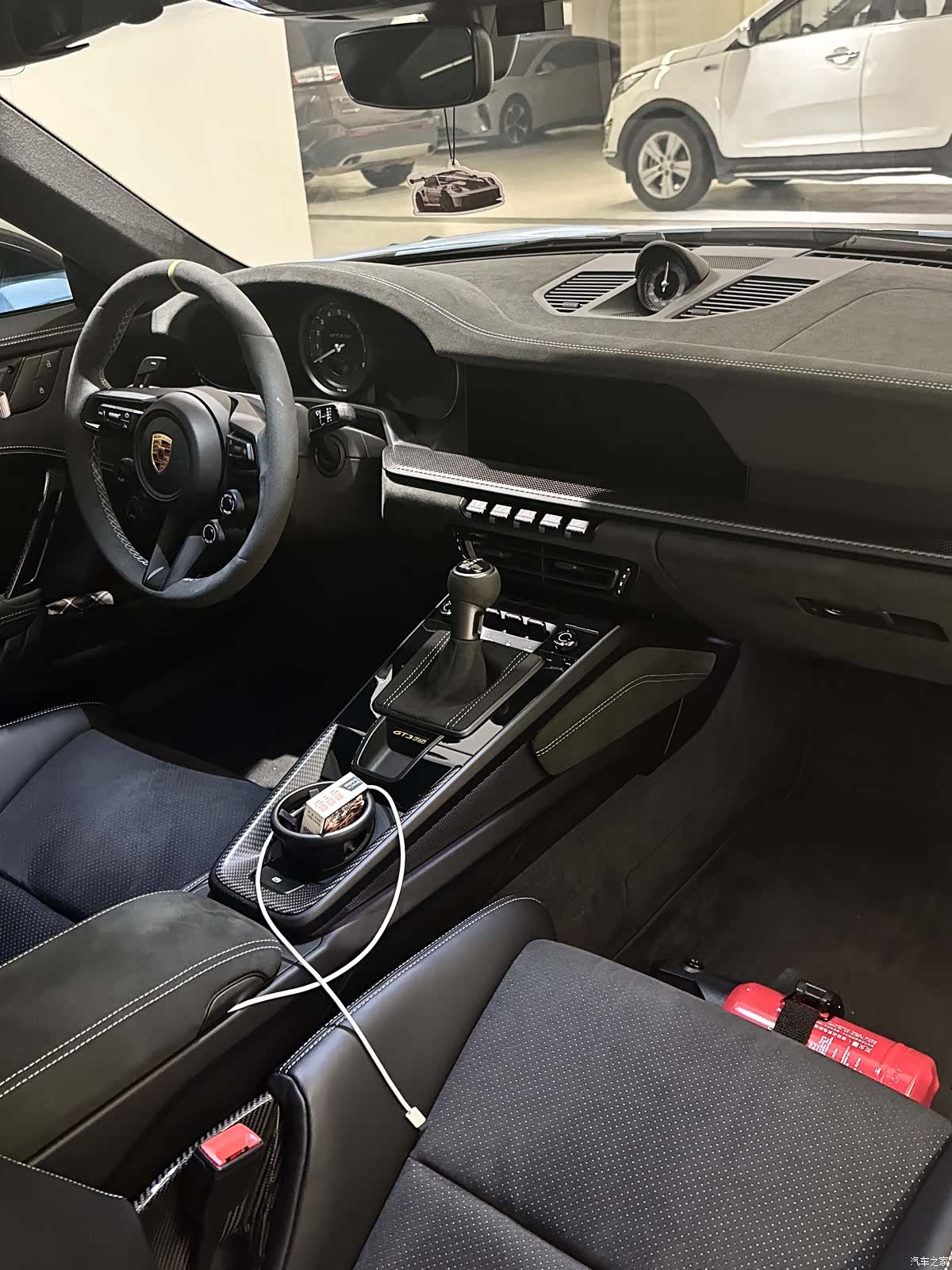 Porsche 911, 2023 17