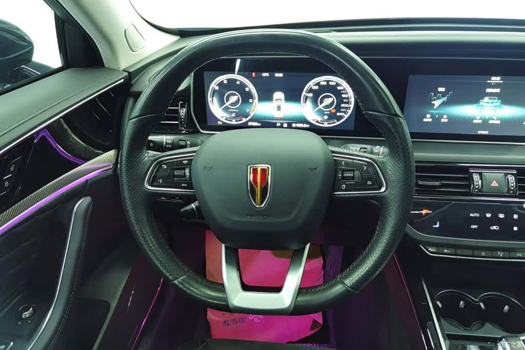 Hongqi HS5, 2021 15