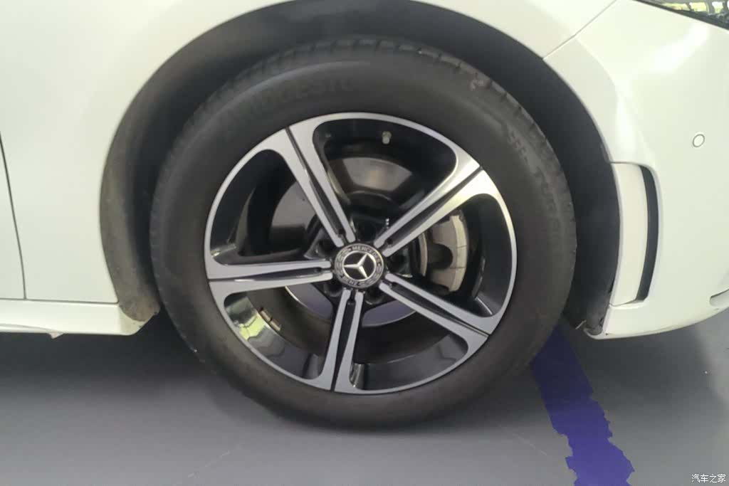 Mercedes-Benz A-Class, 2023 6