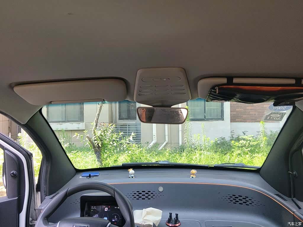 Wuling E100, 2019 14