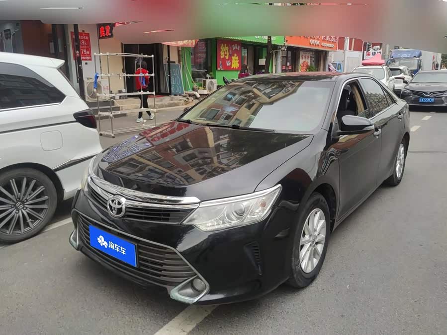 Toyota Camry 2016, фото 1