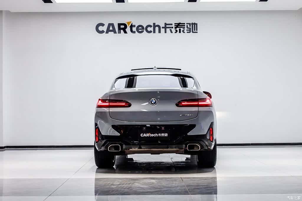BMW X4, 2023 все фото