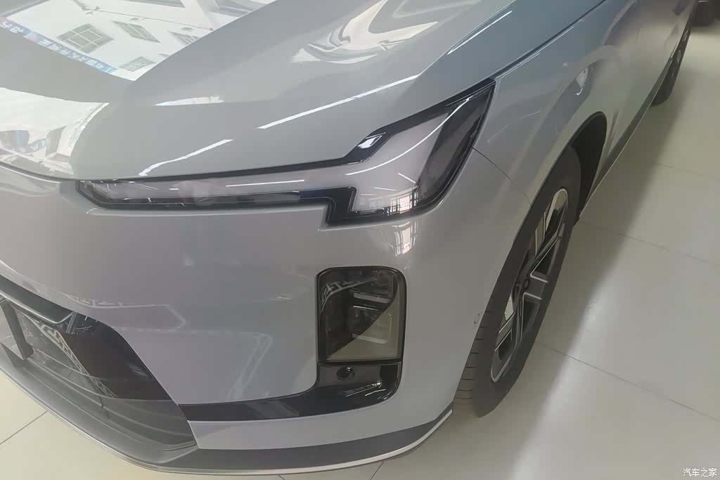 Volvo XC70, 2026 все фото