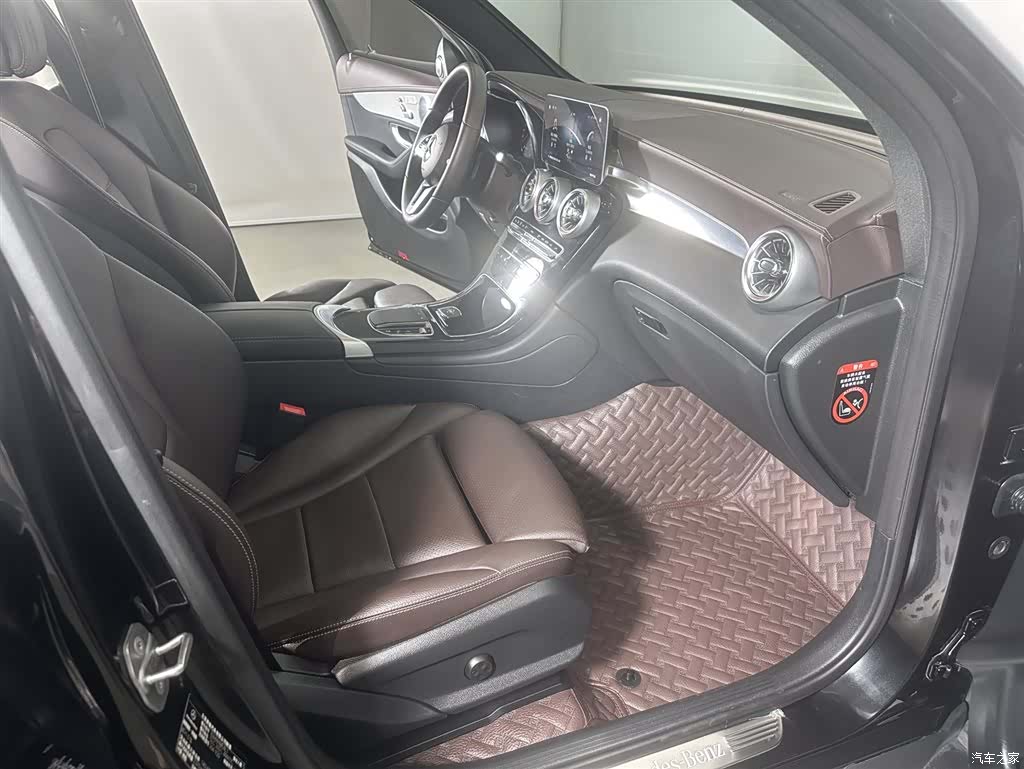 Mercedes-Benz GLC, 2022 8