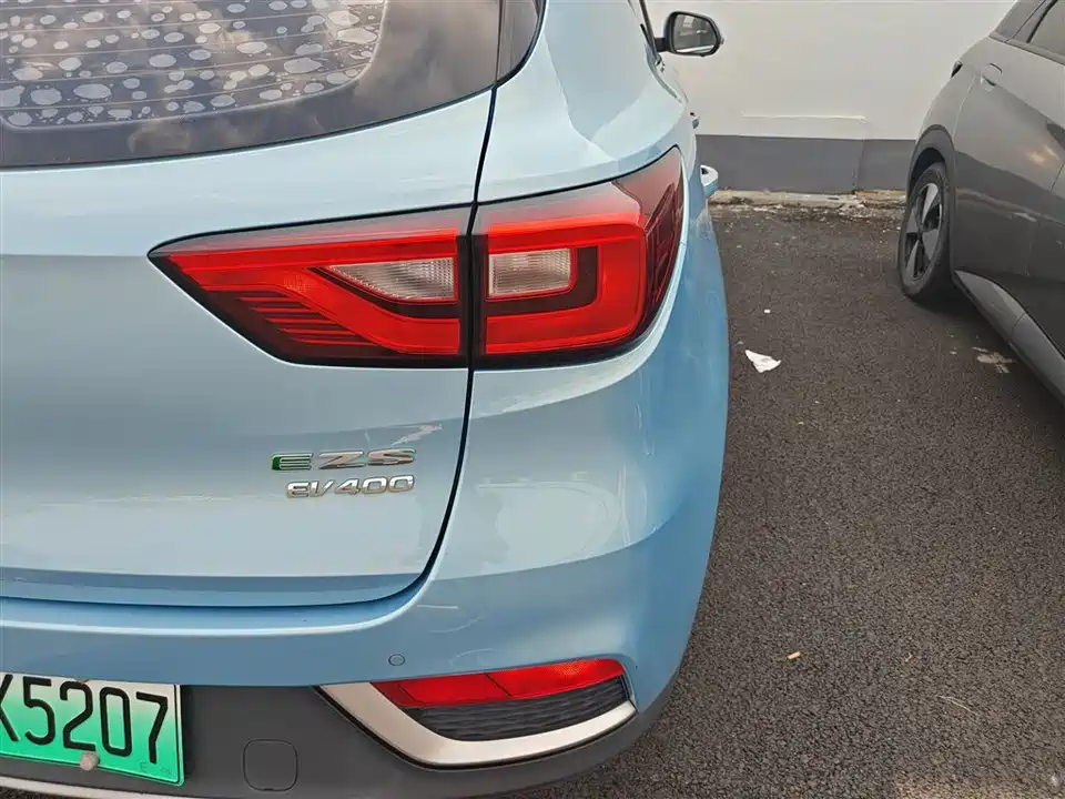 MG EZS pure electric