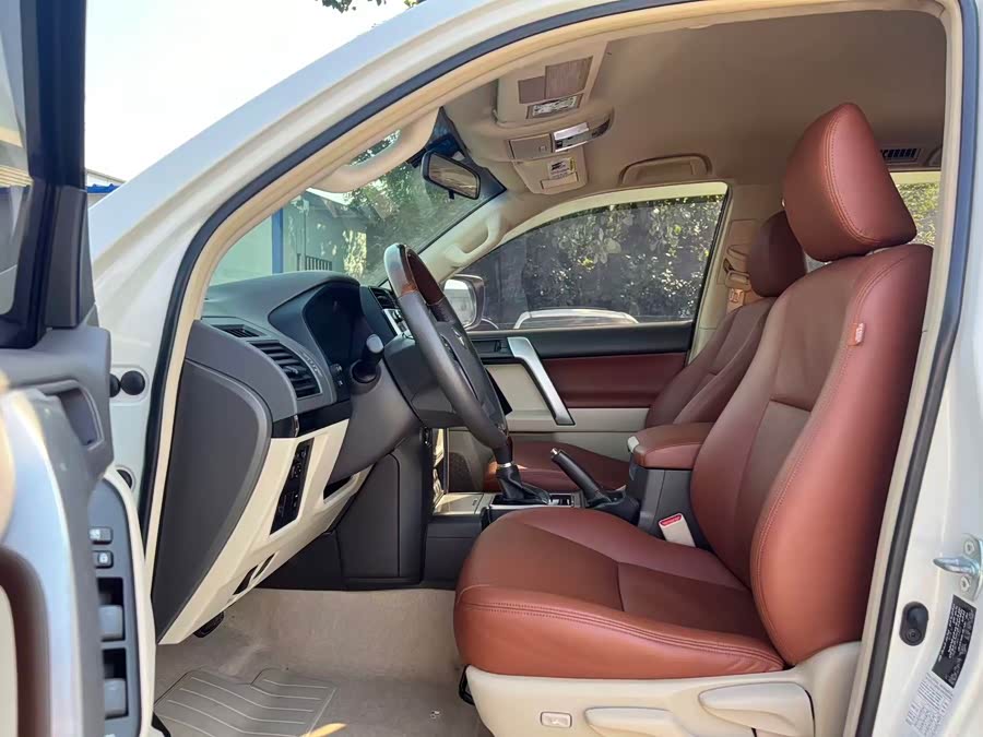 Toyota Prado 2019, фото 5
