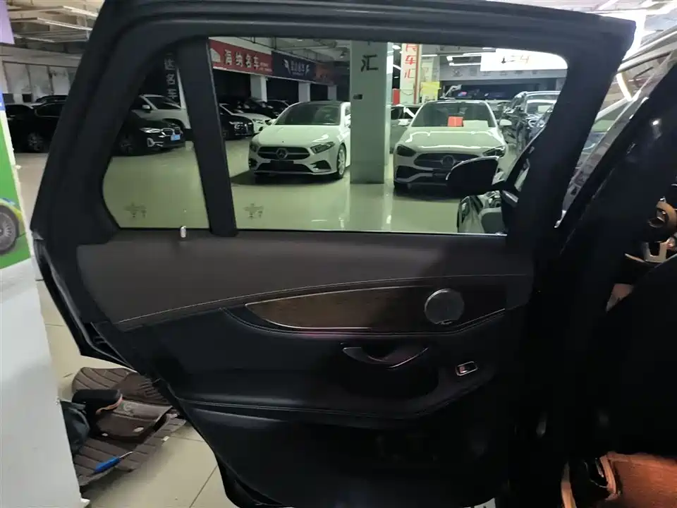 Mercedes-Benz GLC Mercedes-Benz GLC