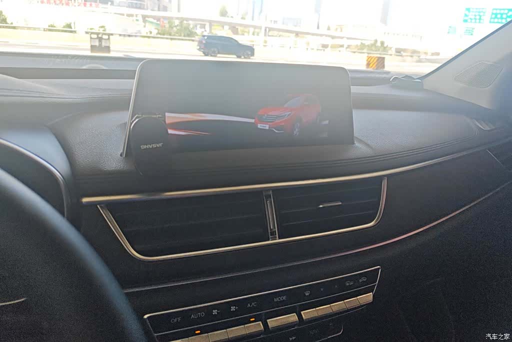 DongFeng 580, 2018 13