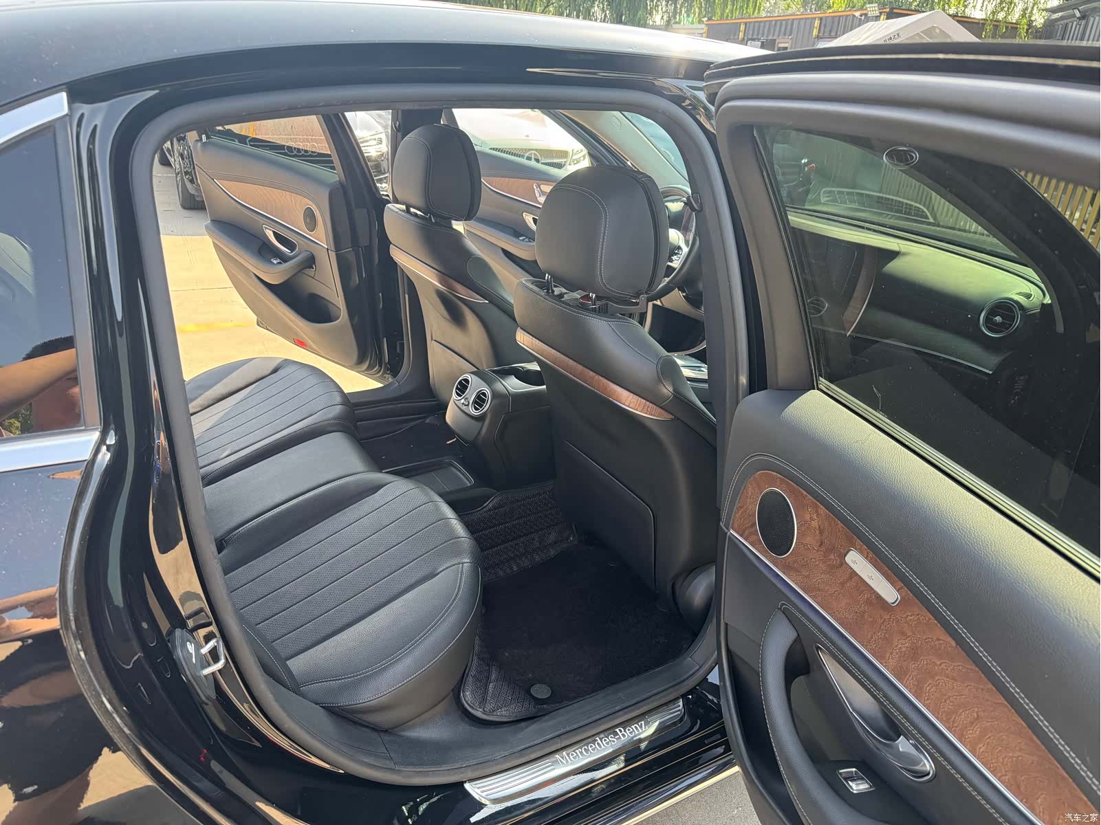 Mercedes-Benz E-Class, 2019 11