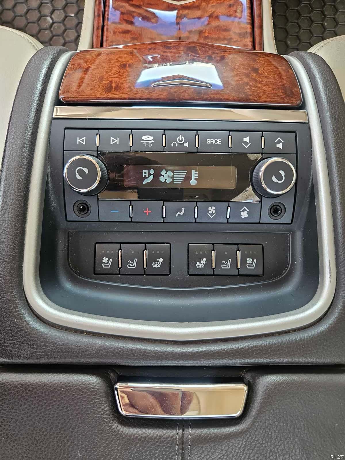 Cadillac SLS, 2008 11