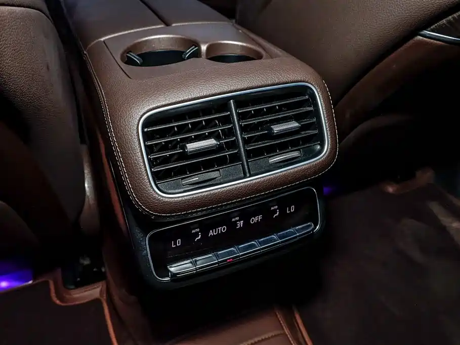 Mercedes-Benz GLS Mercedes-Benz GLS