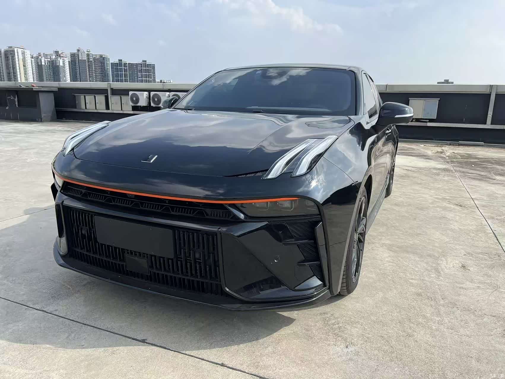 Lynk & Co 02