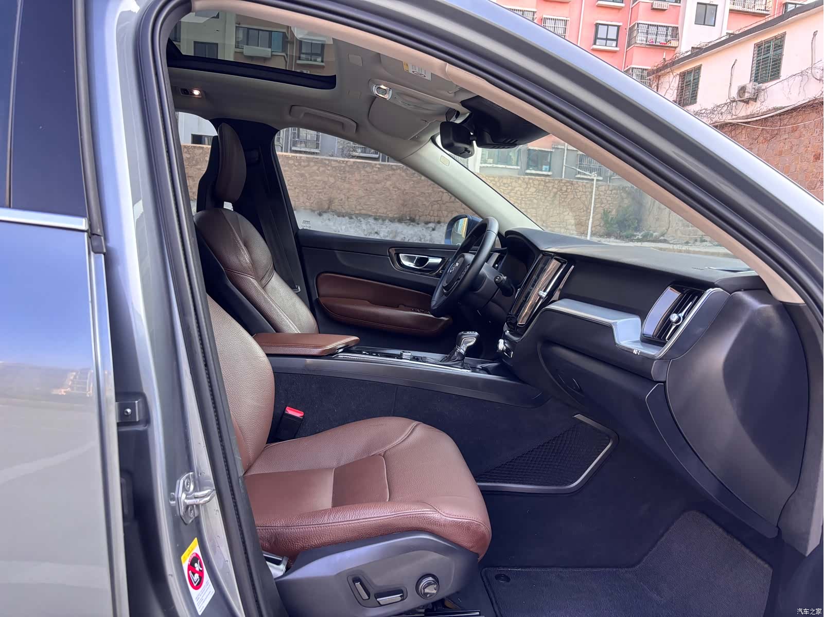 Volvo XC60, 2019 13