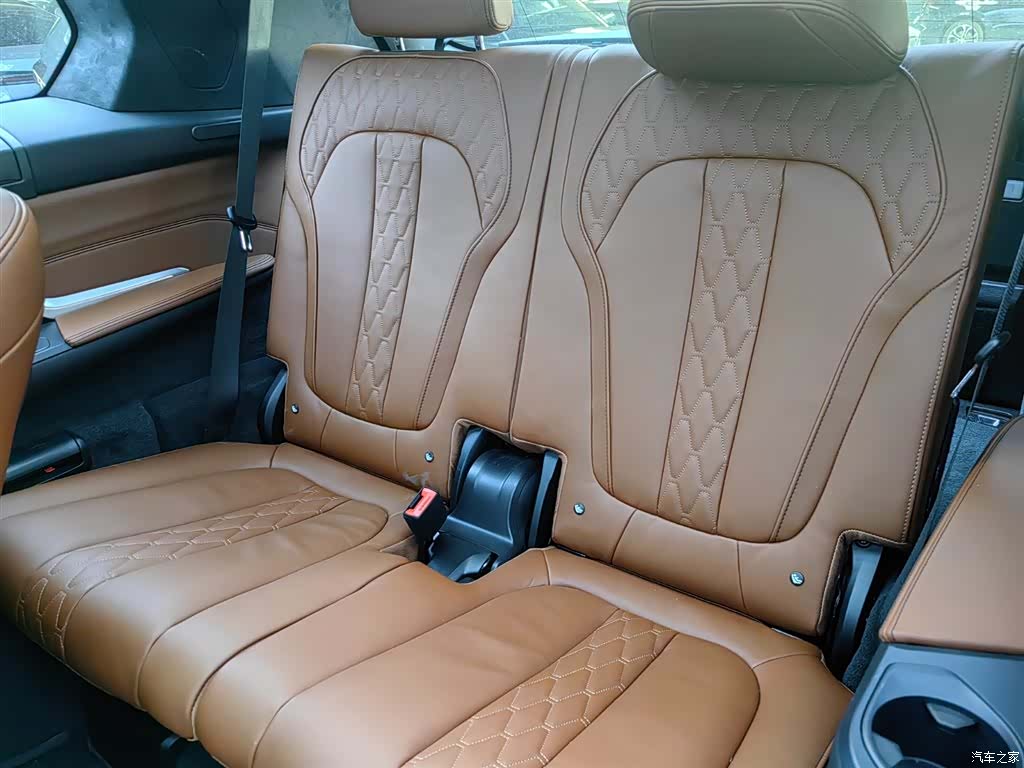 BMW X7, 2025 9