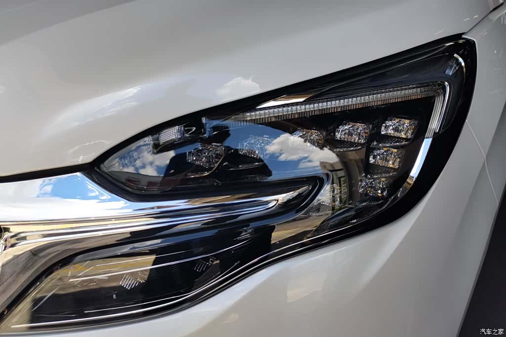 Buick GL8, 2022 все фото