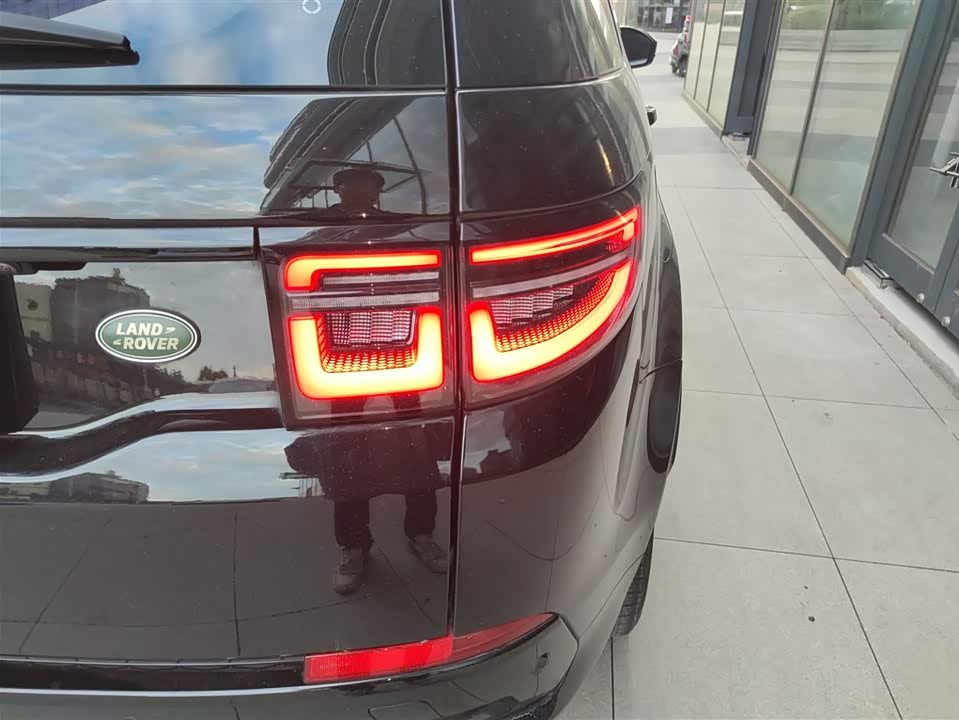 Land Rover Discover sports