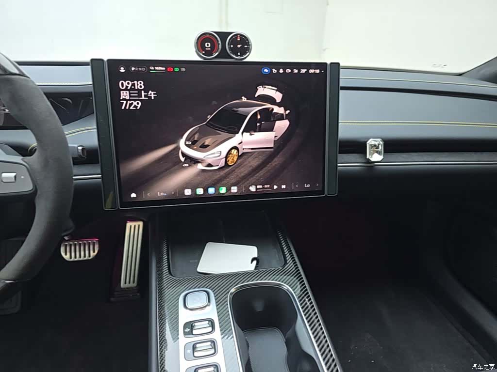 Xiaomi SU7, 2025 13