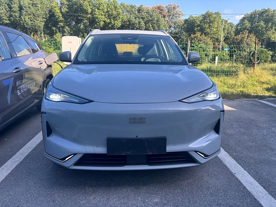 Geely Galaxy Galaxy E5