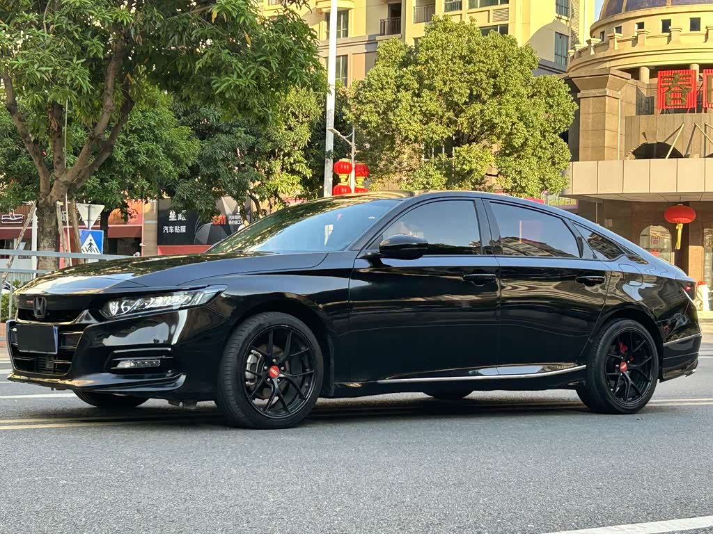 Honda Accord 2018 260TURBO Luxury V
