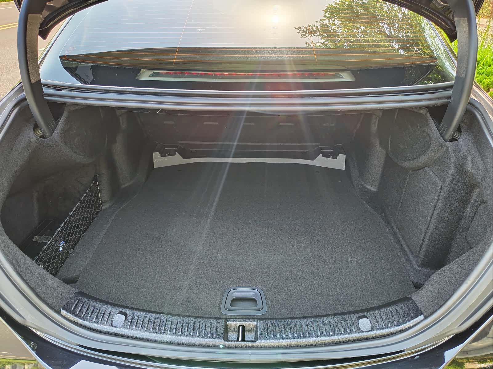 Mercedes-Benz E-Class, 2023 31