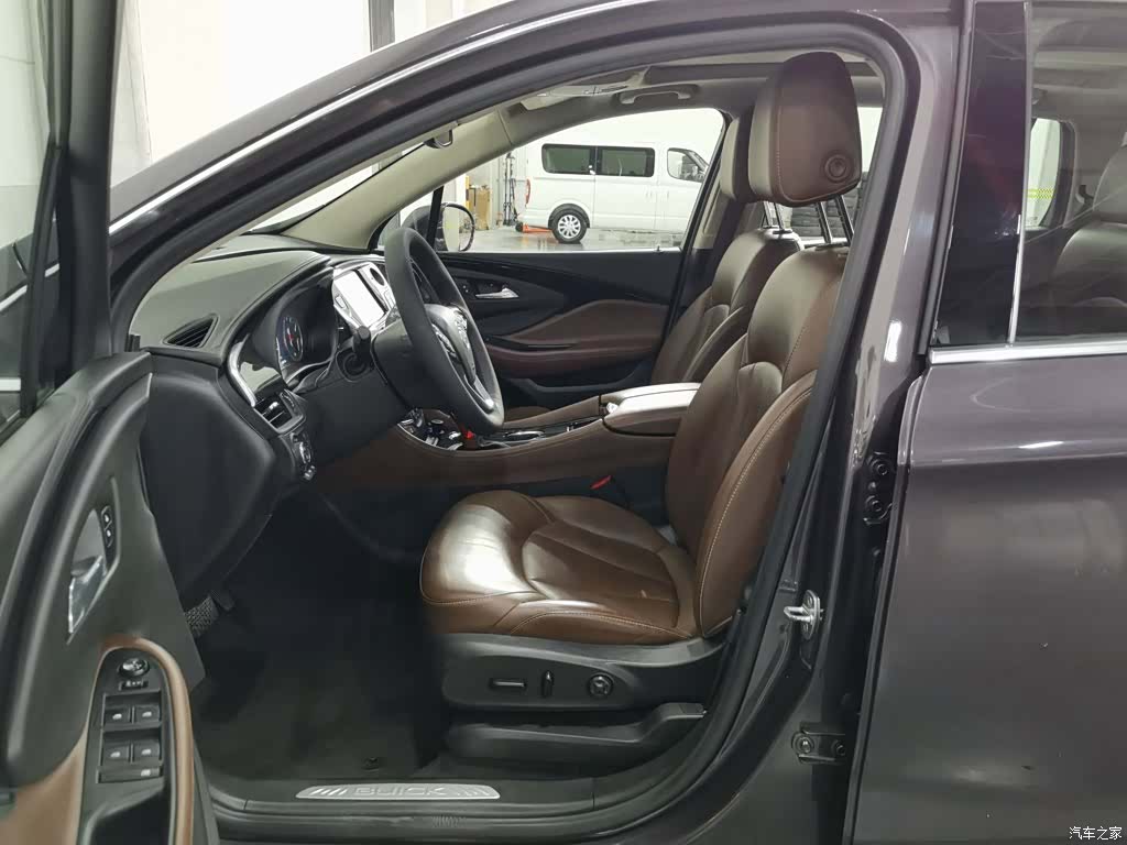 Buick Envision Plus, 2018 10