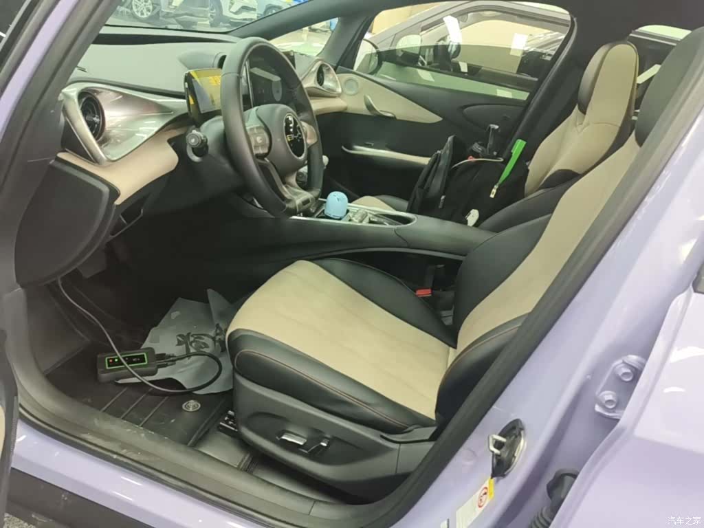BYD Dolphin, 2024 15