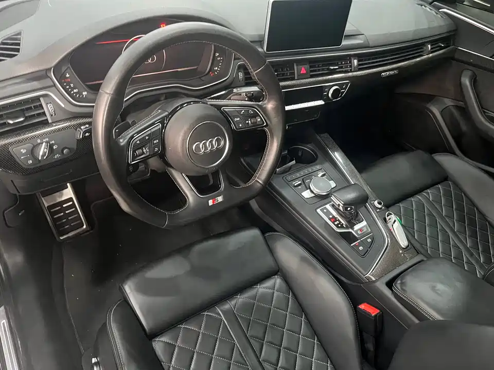 Audi S4