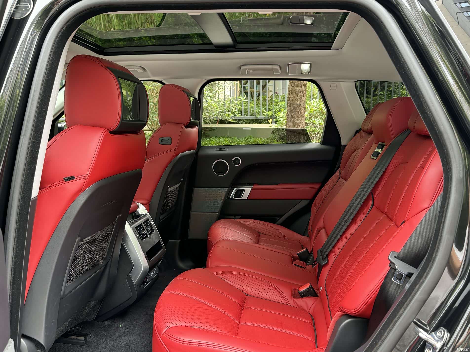 Land Rover Range Rover, 2018 11