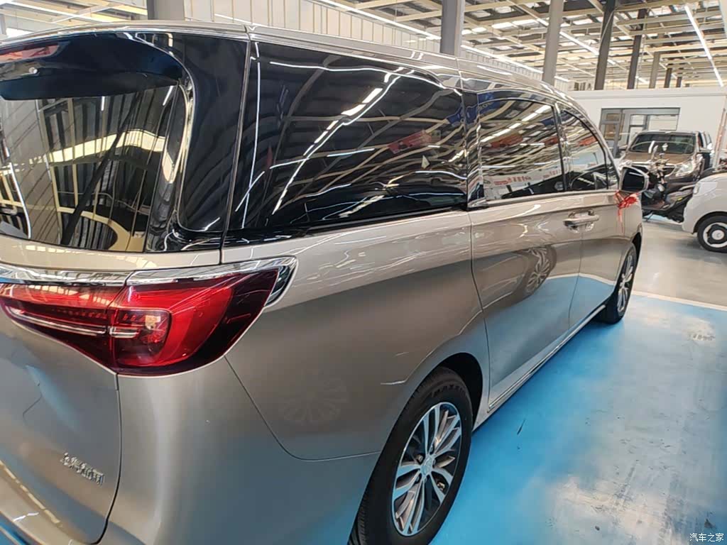 Buick GL8, 2023 все фото