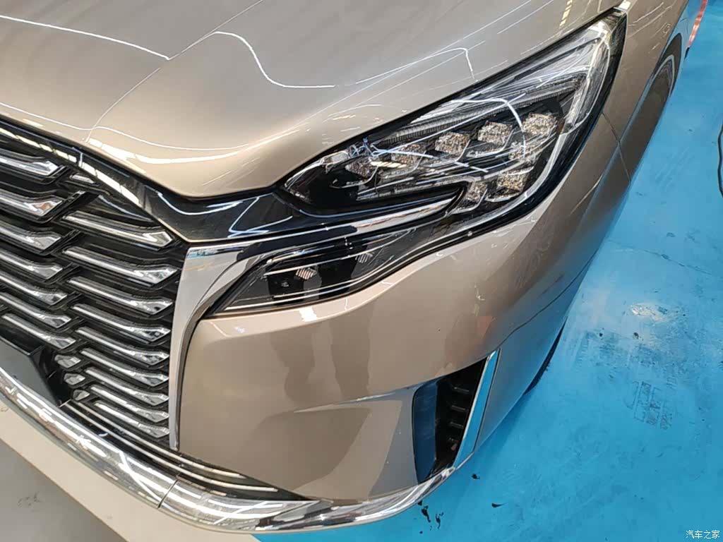 Buick GL8, 2023 18