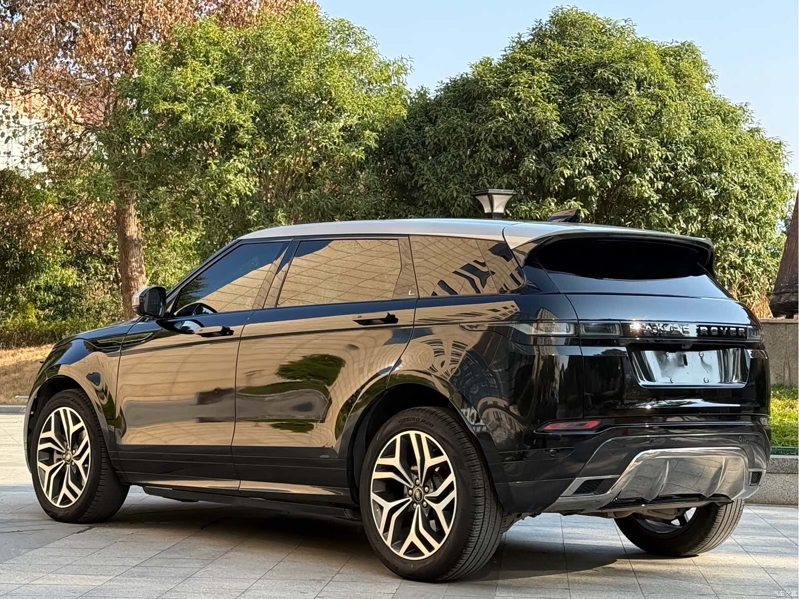 Land Rover Range Rover, 2022 16