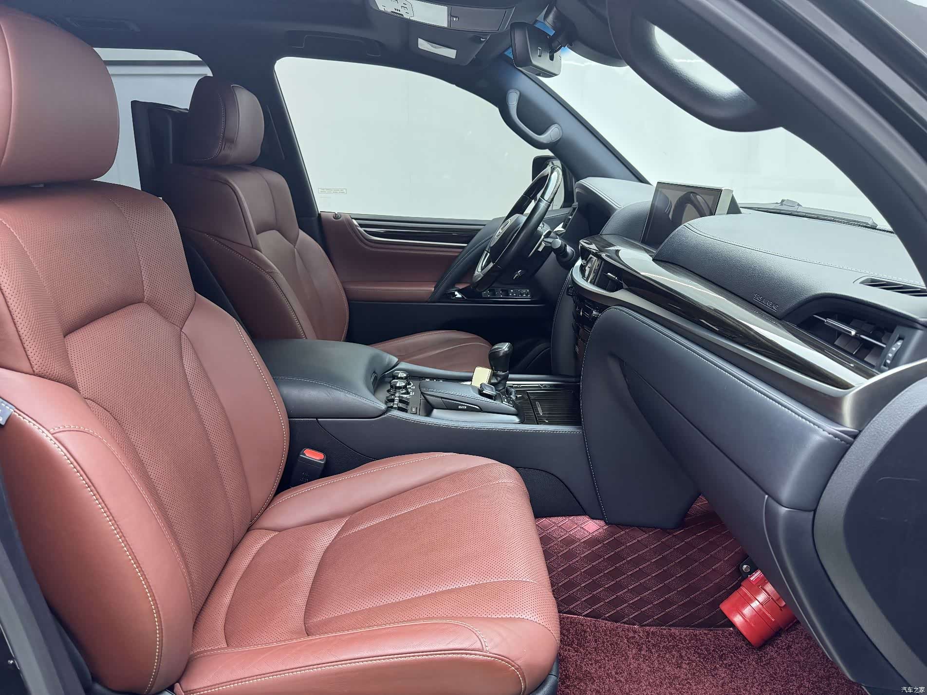 Lexus LX, 2020 17