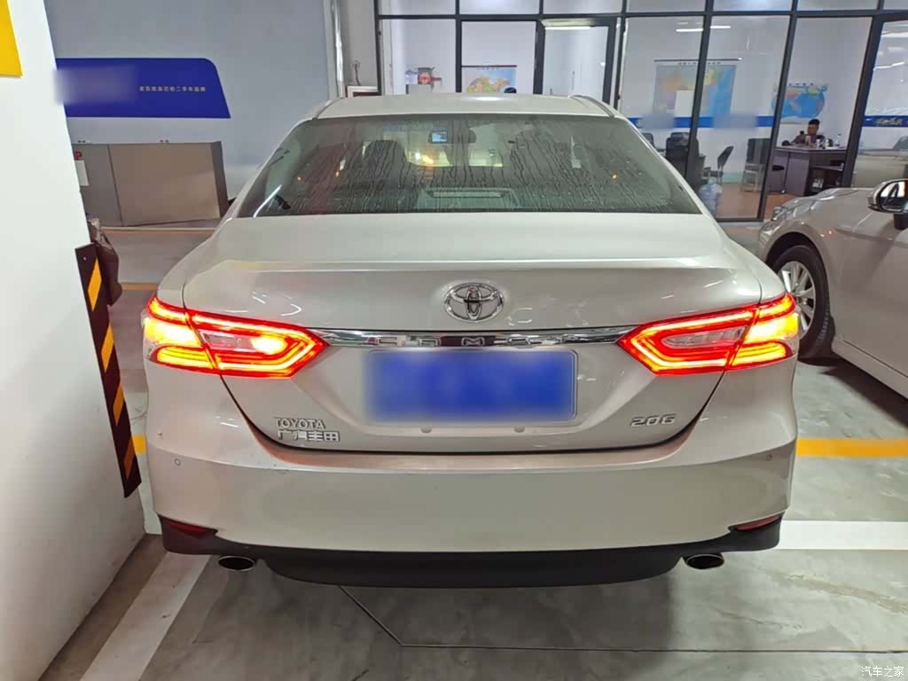Toyota Camry, 2018 6