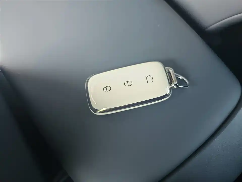 Geely Galaxy Galaxy E5