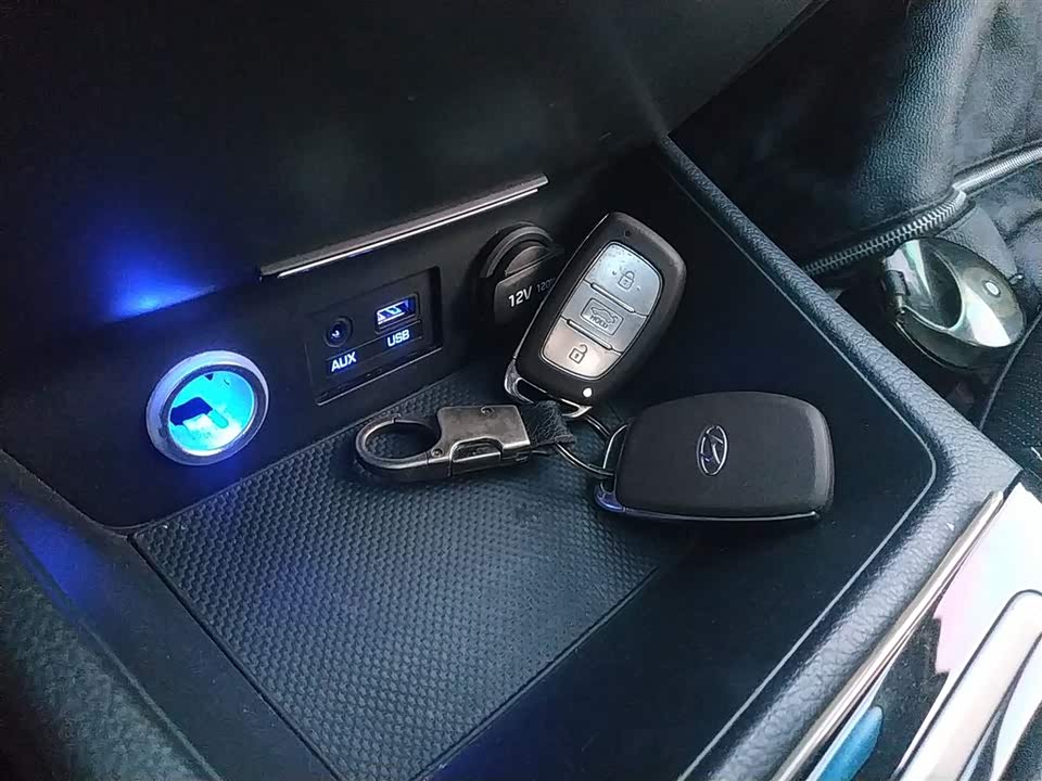 Hyundai Name picture