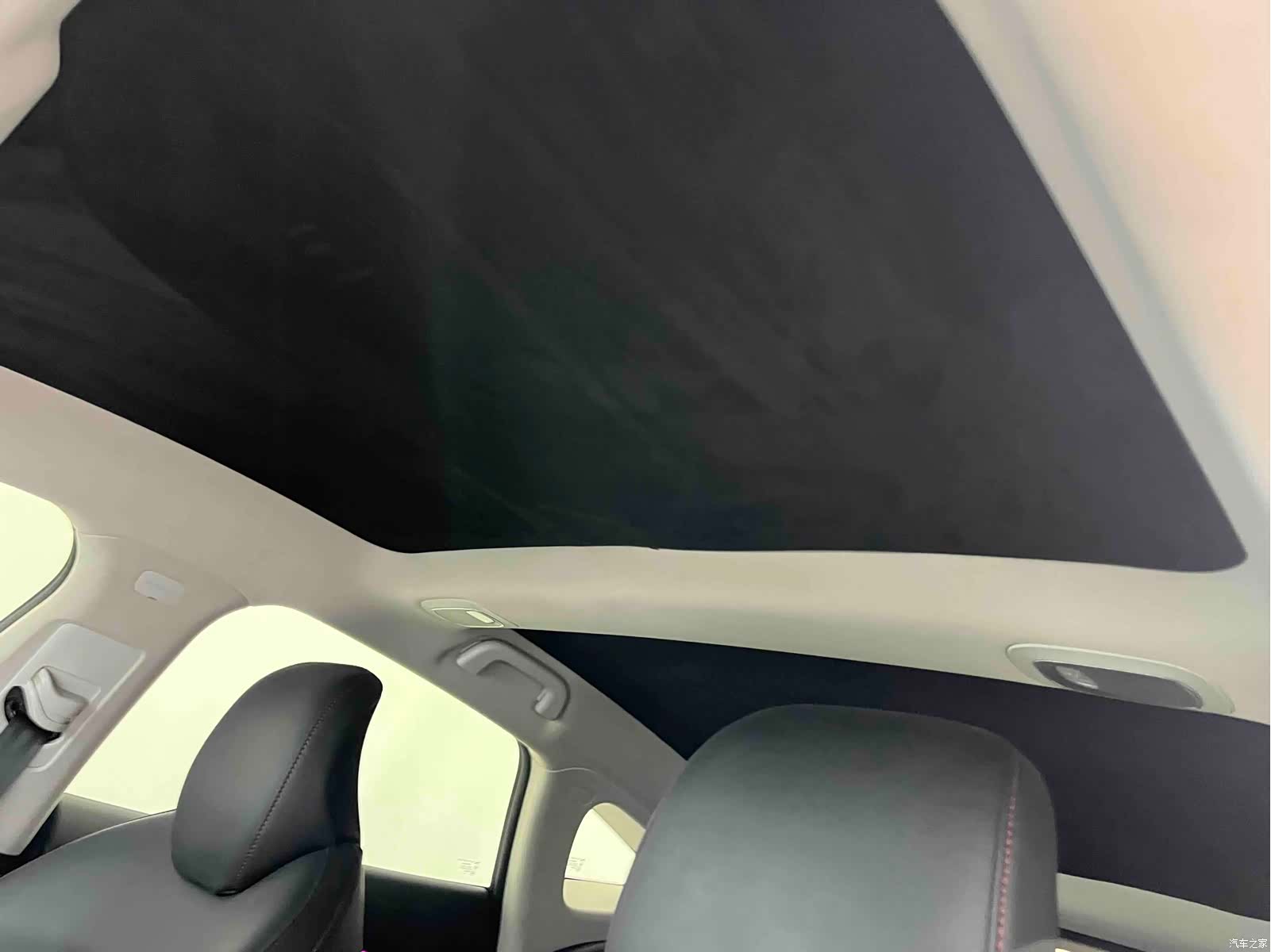 Xpeng P7, 2023 14