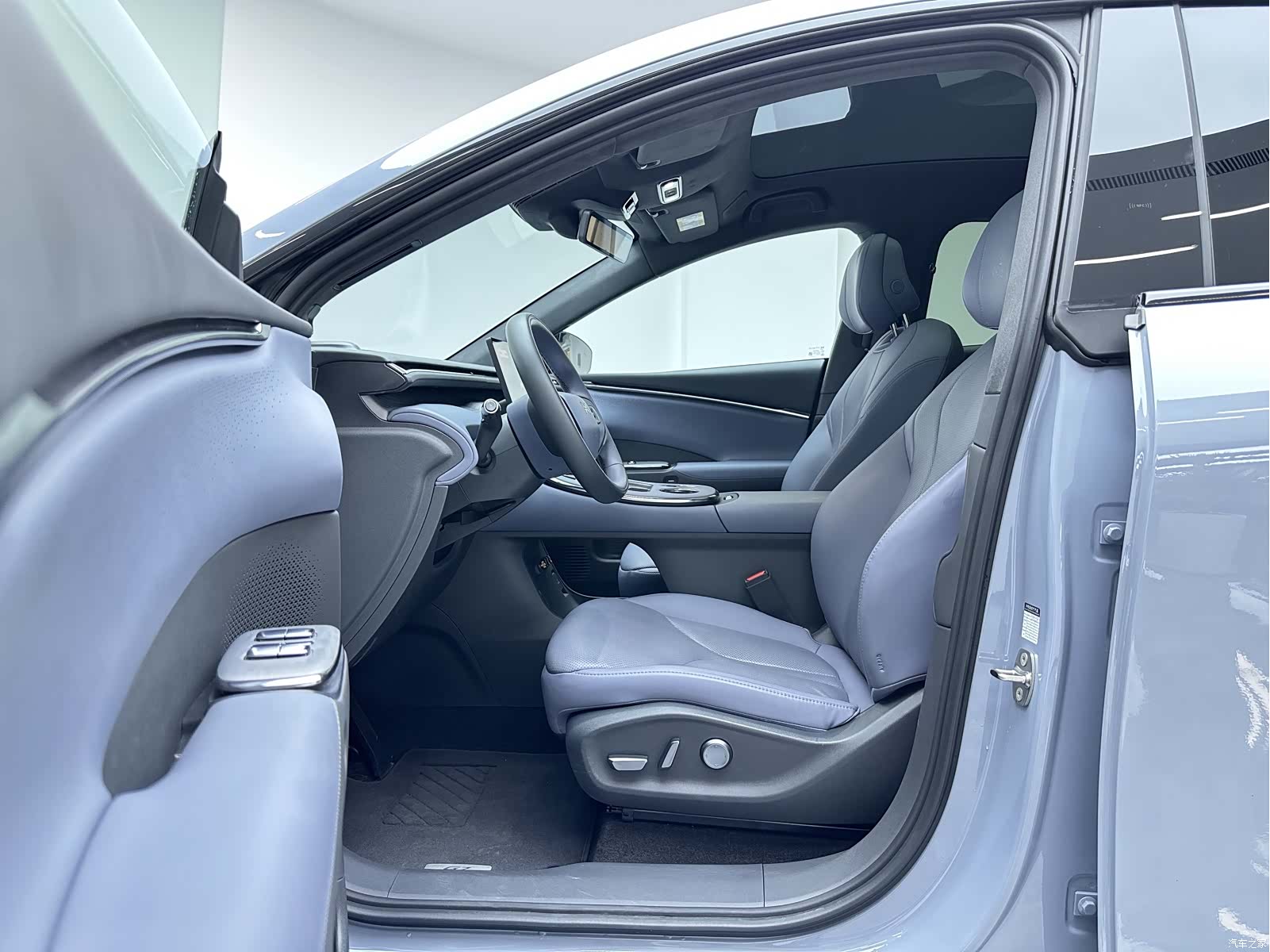Xpeng G7, 2025 10