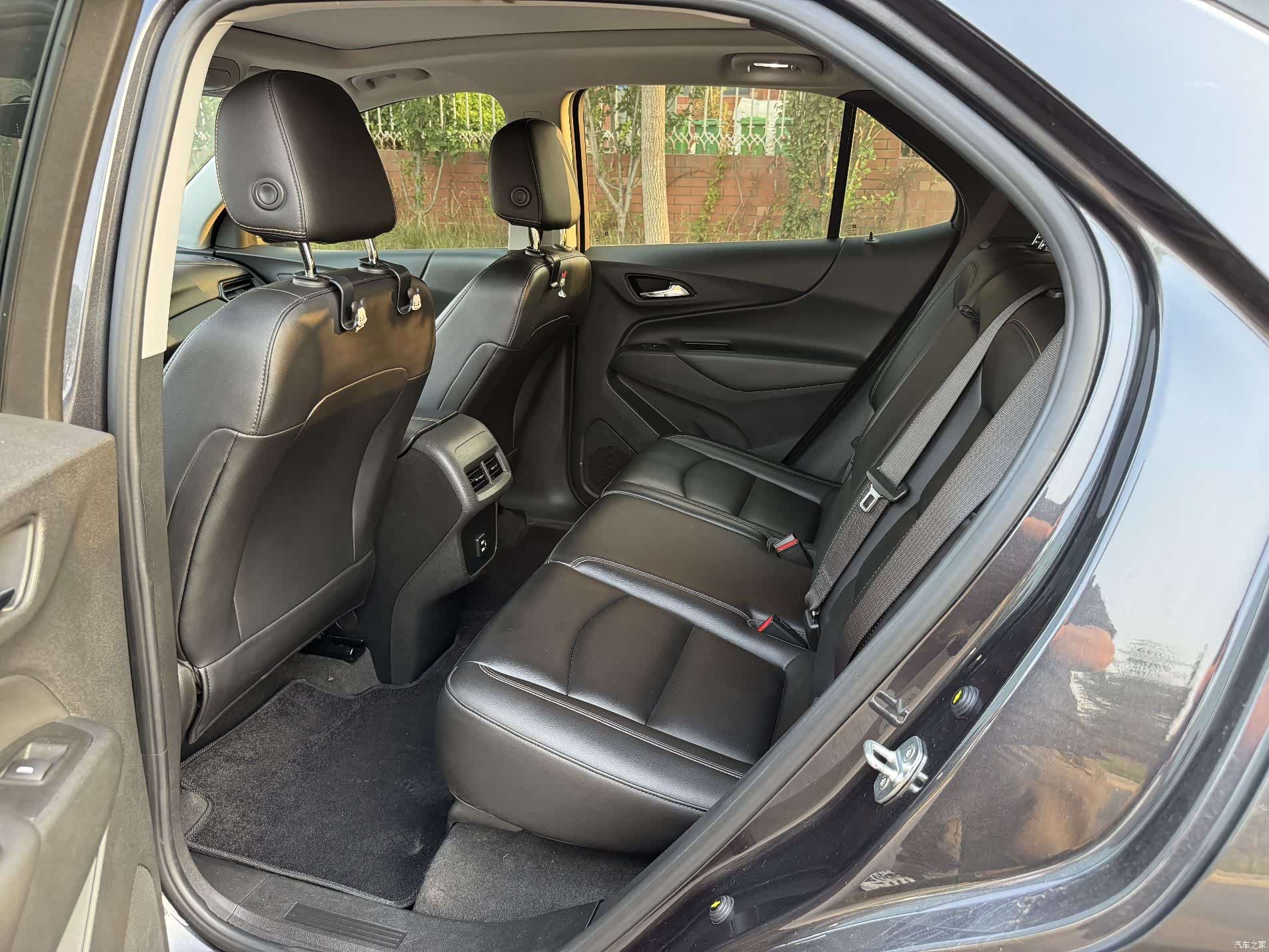 Chevrolet Equinox, 2022 10