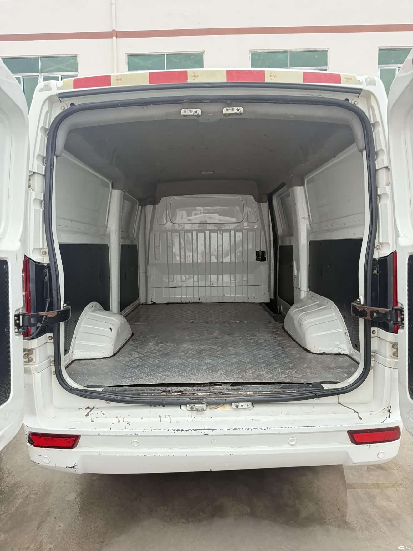 DongFeng EM26, 2022 10