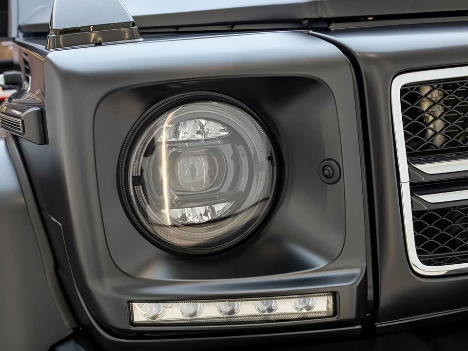 Mercedes-Benz G-class