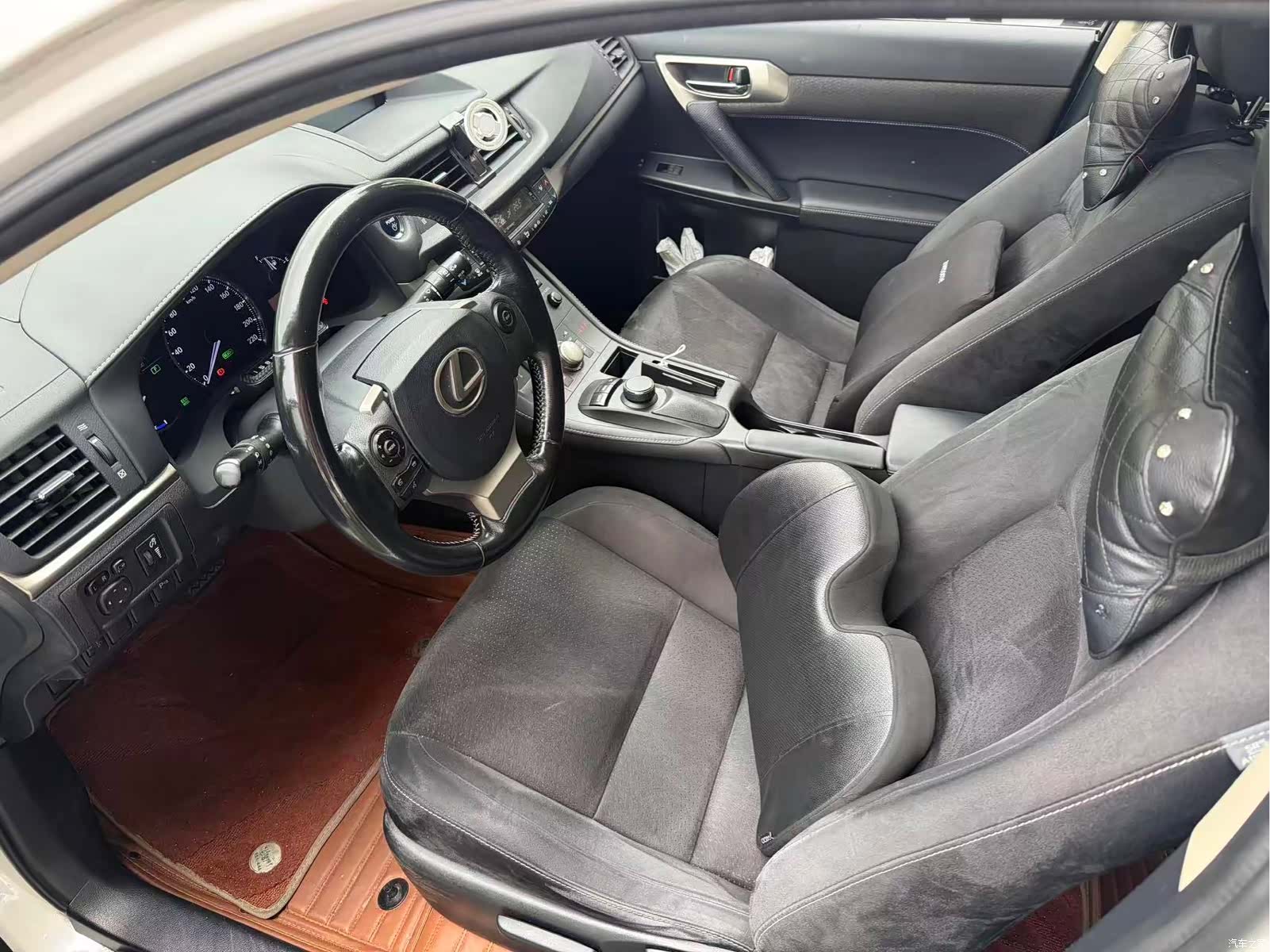 Lexus CT, 2017 7