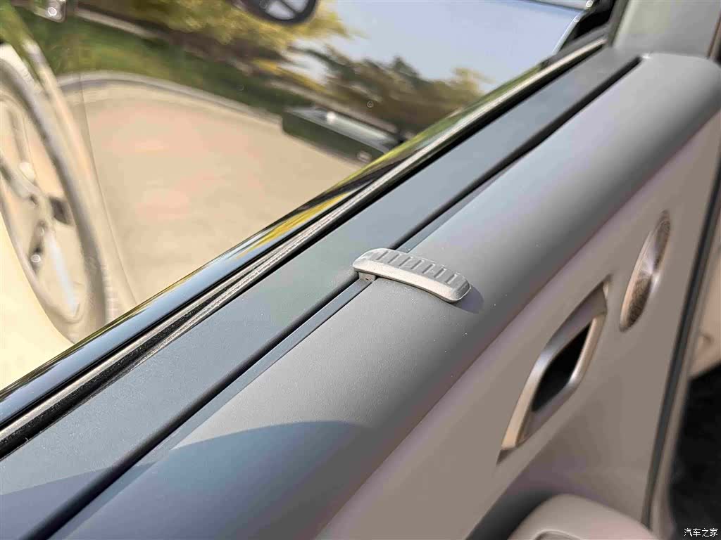Li Auto i8, 2026 18
