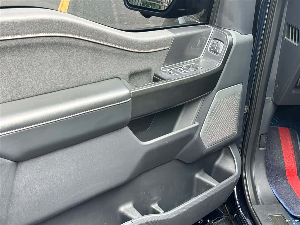 Ford F-150, 2023 все фото