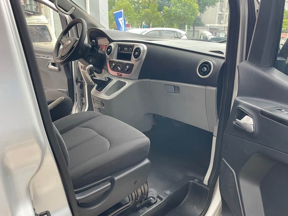 JAC Refine Ruifeng M3