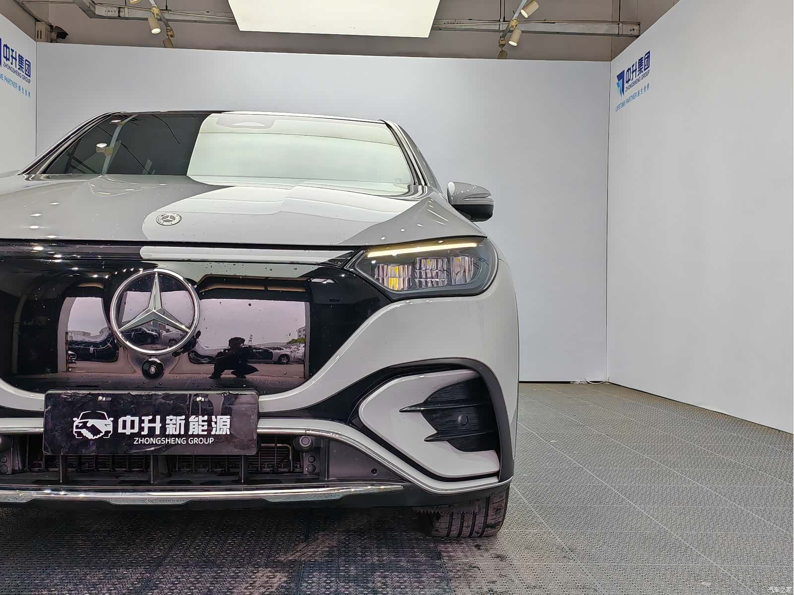 Mercedes-Benz EQE, 2024 19