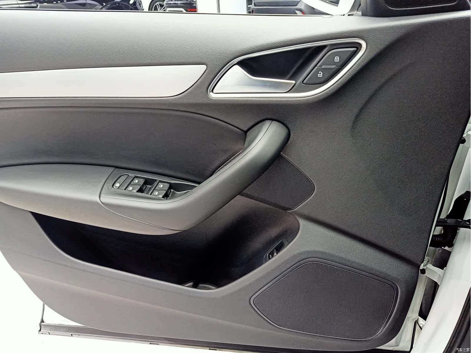 Audi Q3, 2019 14