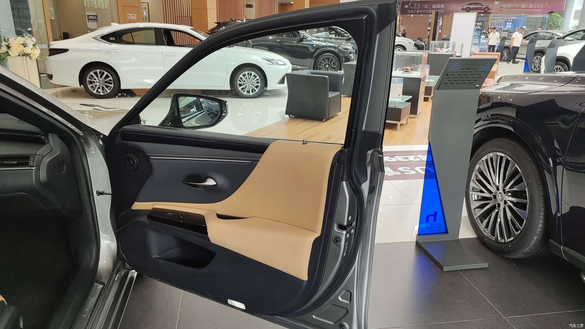 Lexus ES, 2024 18